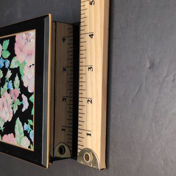 Otagiri Black Lacquered Jewelry/Trinket Box with Pink Florals. - Picture 10 of 11